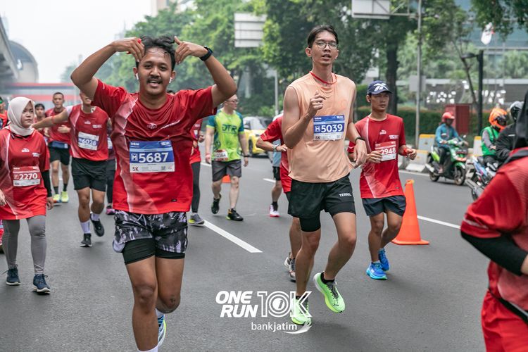Race photo from ONE RUN 10 K