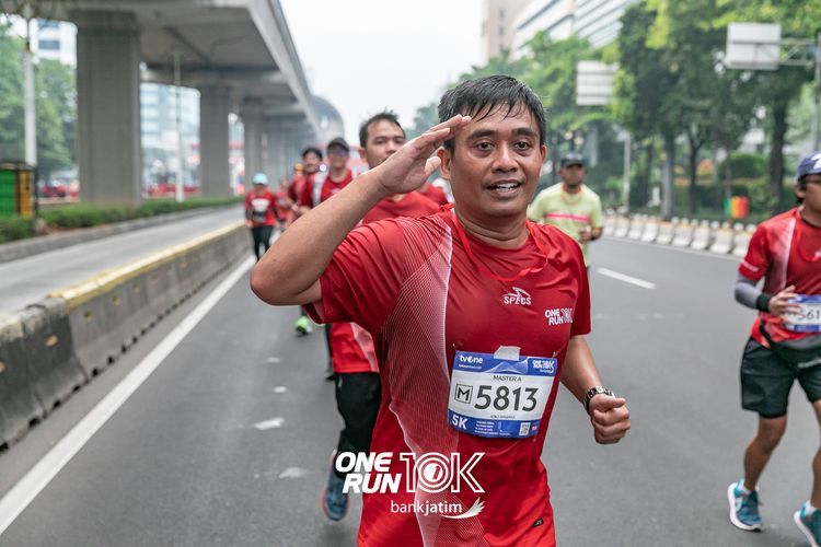 Race photo from ONE RUN 10 K