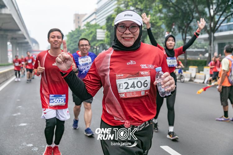 Race photo from ONE RUN 10 K
