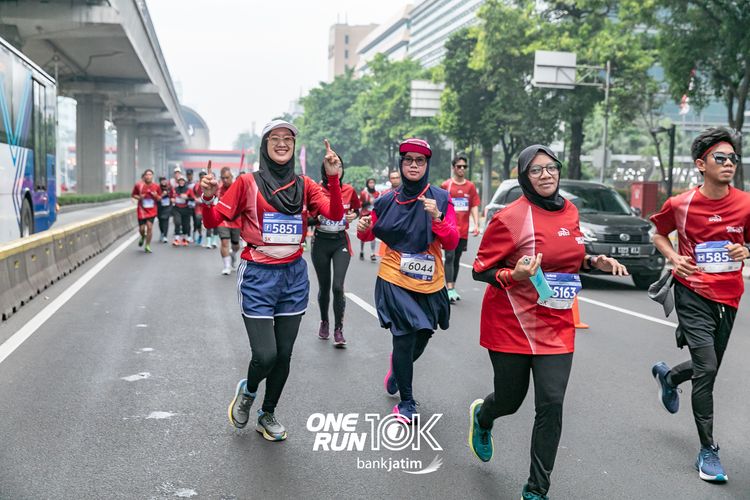 Race photo from ONE RUN 10 K