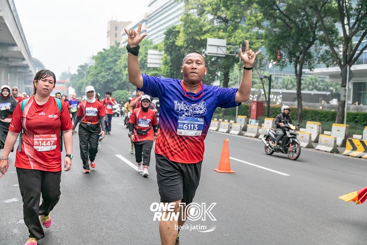Race photo from ONE RUN 10 K