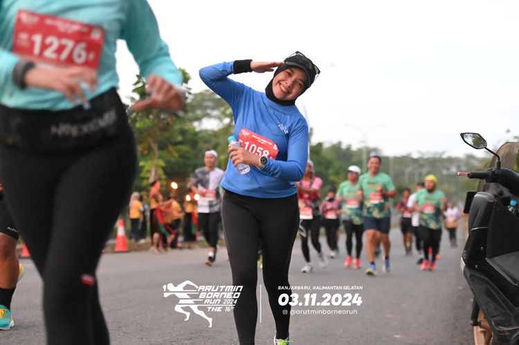 Race photo from Arutmin Borneo Run 2024