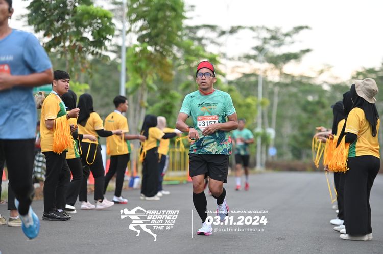 Race photo from Arutmin Borneo Run 2024