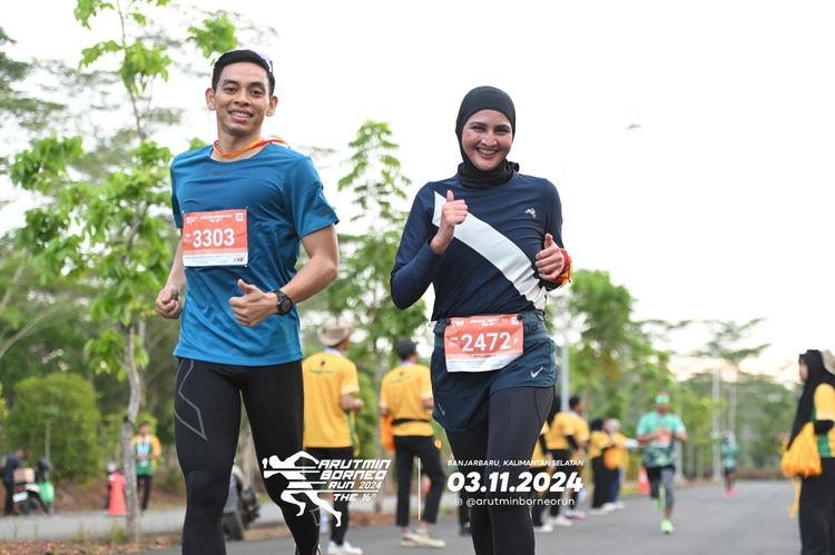 Race photo from Arutmin Borneo Run 2024