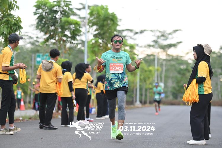 Race photo from Arutmin Borneo Run 2024