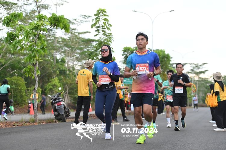 Race photo from Arutmin Borneo Run 2024
