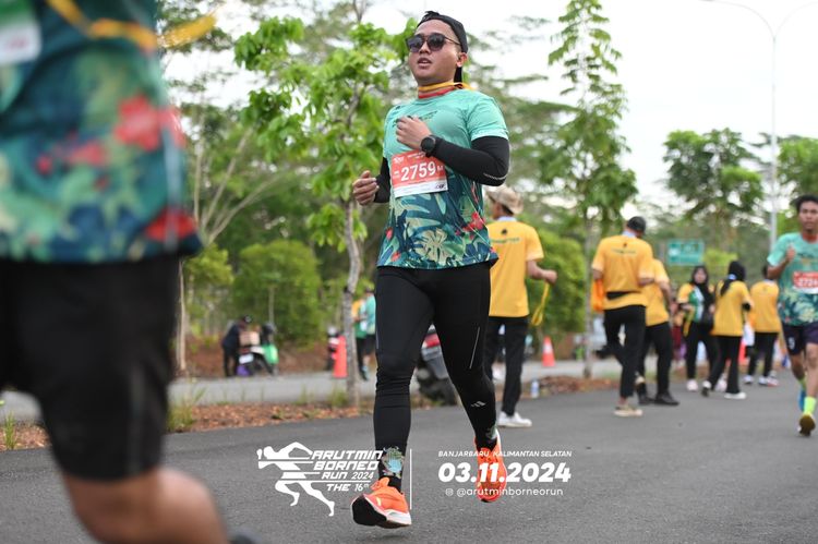 Race photo from Arutmin Borneo Run 2024