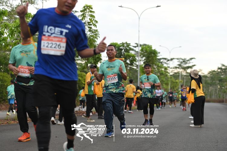 Race photo from Arutmin Borneo Run 2024
