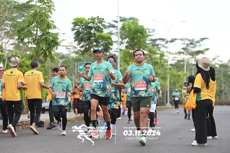 Race photo from Arutmin Borneo Run 2024