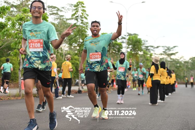 Race photo from Arutmin Borneo Run 2024