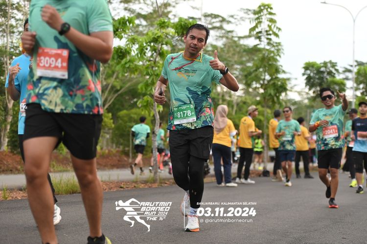 Race photo from Arutmin Borneo Run 2024
