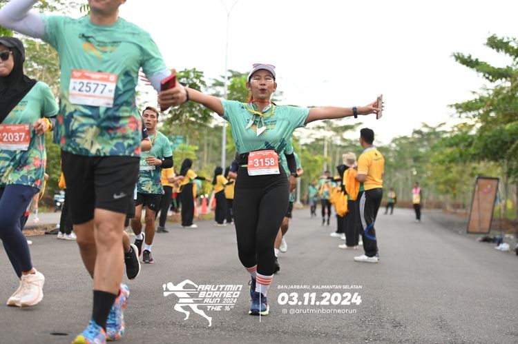 Race photo from Arutmin Borneo Run 2024
