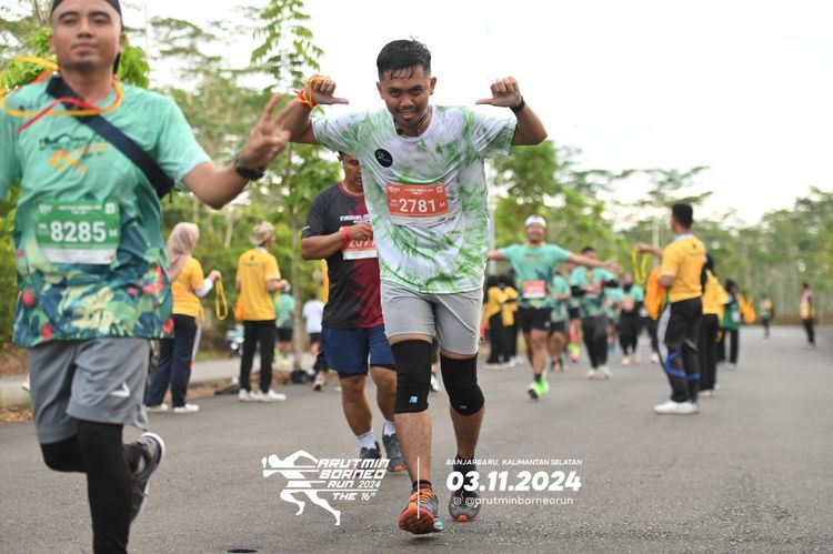 Race photo from Arutmin Borneo Run 2024