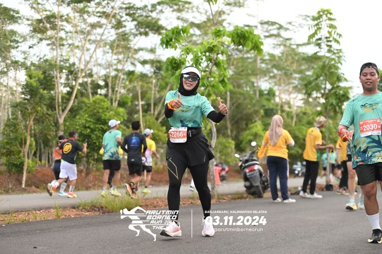 Race photo from Arutmin Borneo Run 2024