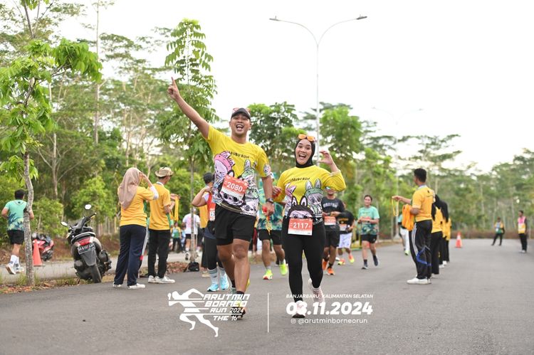 Race photo from Arutmin Borneo Run 2024