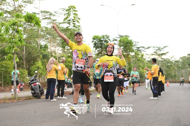Race photo from Arutmin Borneo Run 2024