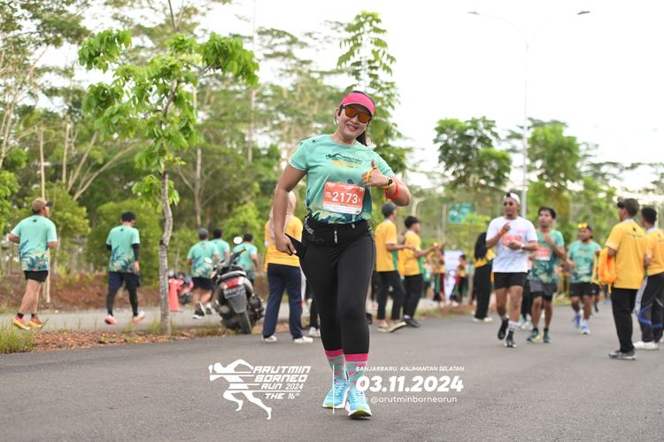 Race photo from Arutmin Borneo Run 2024