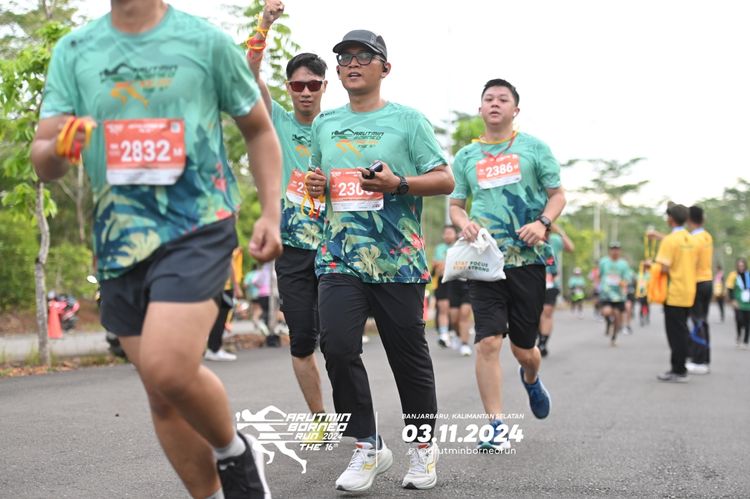 Race photo from Arutmin Borneo Run 2024
