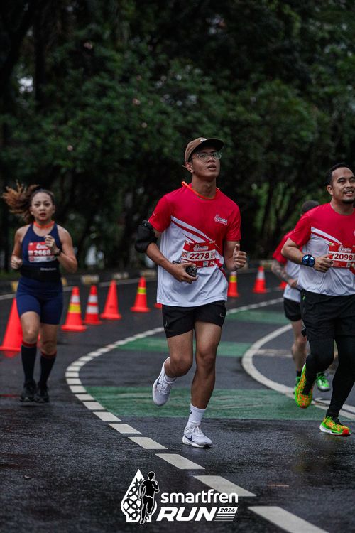 Race photo from Smartfren Run 2024