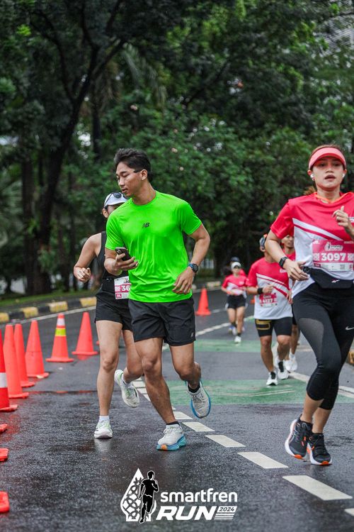 Race photo from Smartfren Run 2024