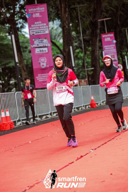 Race photo from Smartfren Run 2024