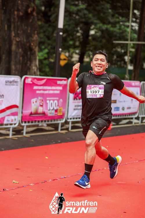 Race photo from Smartfren Run 2024