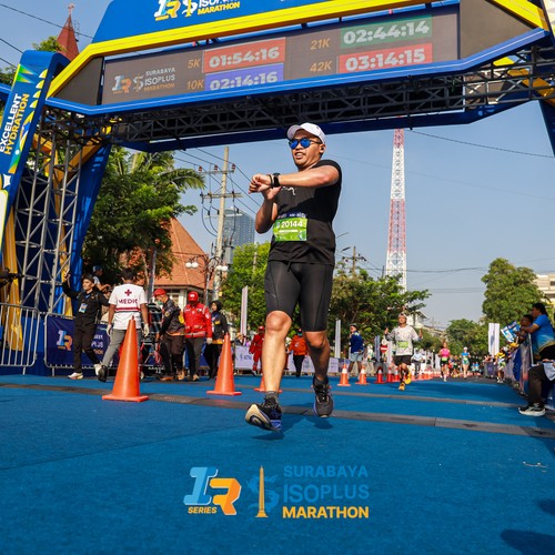 Race photo from SURABAYA ISOPLUS MARATHON 2026