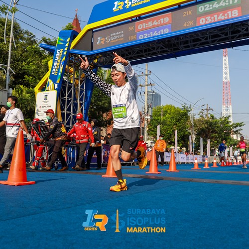 Race photo from SURABAYA ISOPLUS MARATHON 2026