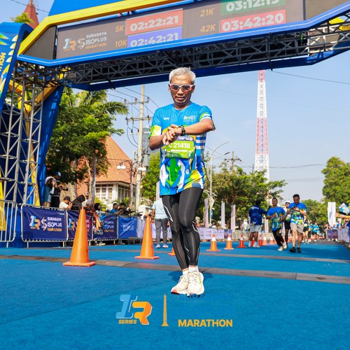 Race photo from SURABAYA ISOPLUS MARATHON 2026