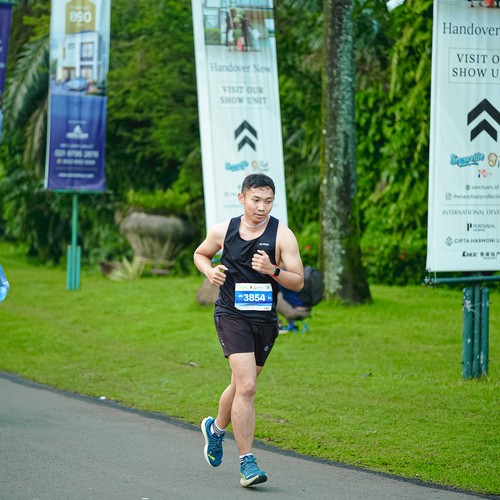 Race photo from BOGORUN 2026