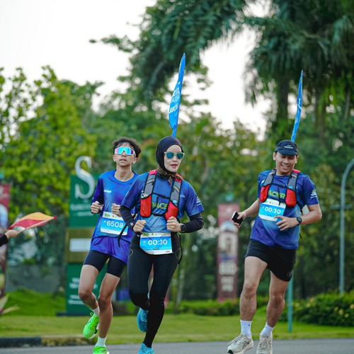 Race photo from BOGORUN 2026