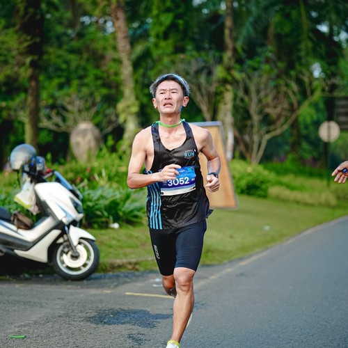 Race photo from BOGORUN 2026