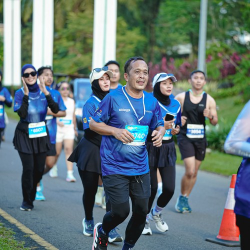 Race photo from BOGORUN 2026