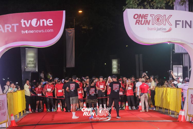 Race photo from ONE RUN 10 K