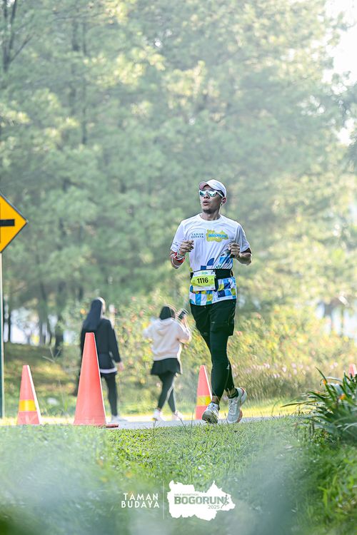Race photo from Taman Budaya x BOGORUN 2025