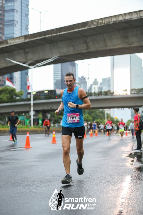 Race photo from Smartfren Run 2024