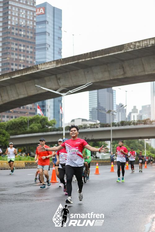 Race photo from Smartfren Run 2024