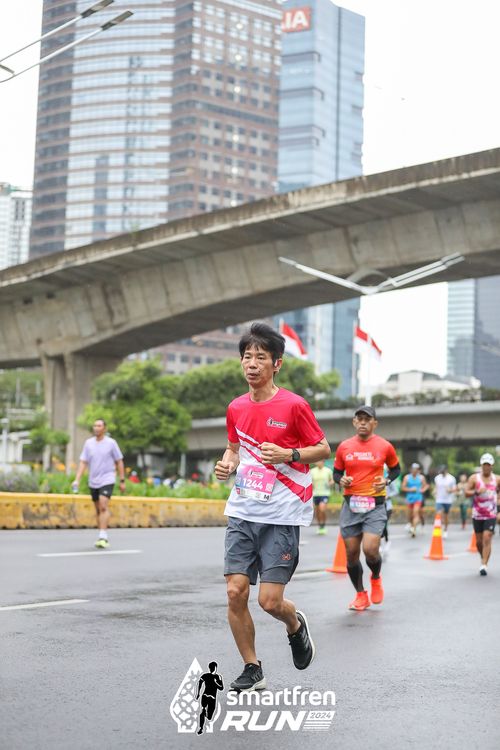 Race photo from Smartfren Run 2024