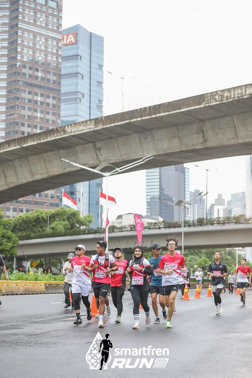 Race photo from Smartfren Run 2024