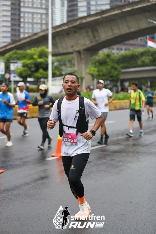 Race photo from Smartfren Run 2024