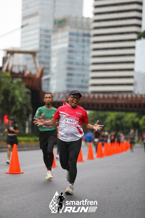 Race photo from Smartfren Run 2024