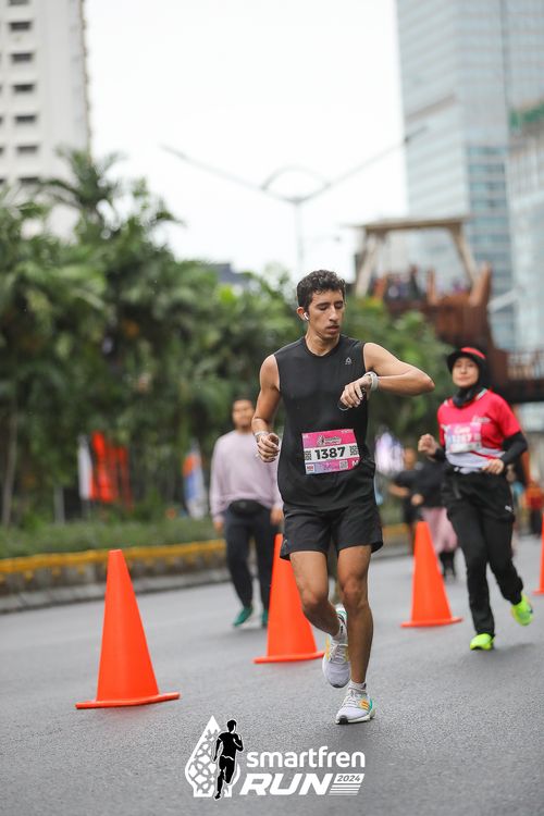 Race photo from Smartfren Run 2024
