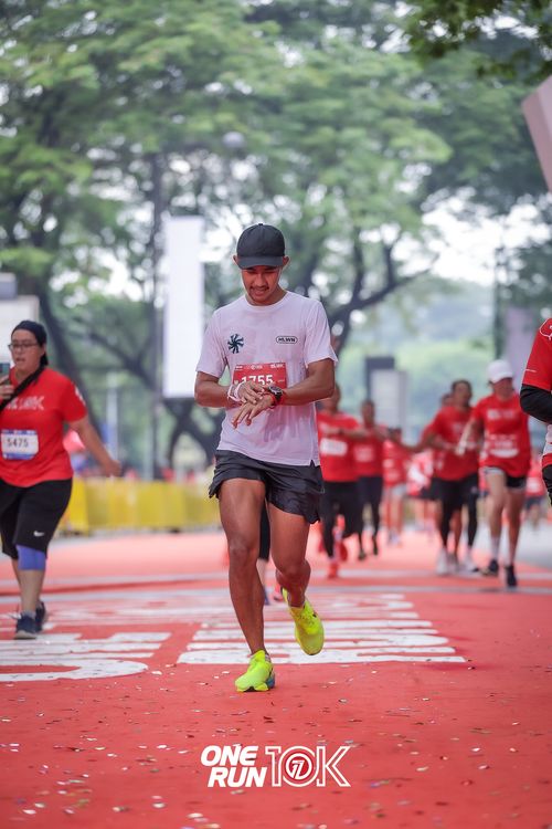 Race photo from ONE RUN 10K 2025