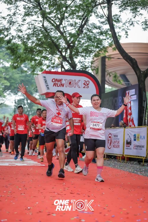 Race photo from ONE RUN 10K 2025