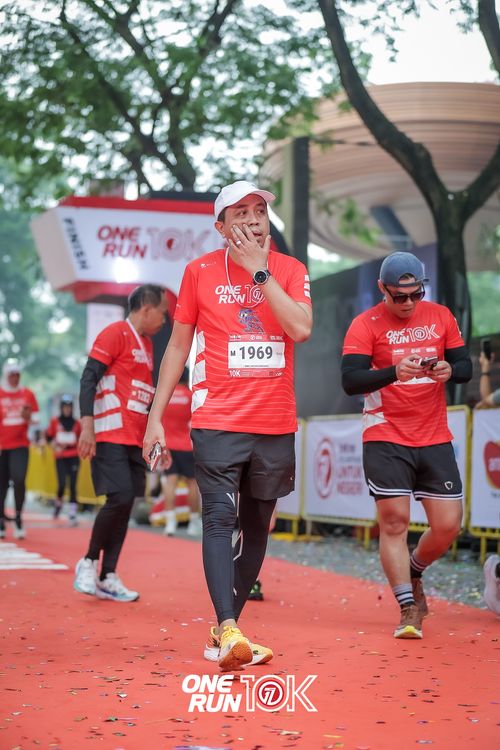 Race photo from ONE RUN 10K 2025