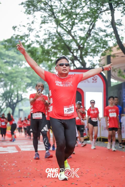 Race photo from ONE RUN 10K 2025