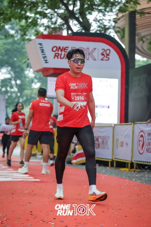 Race photo from ONE RUN 10K 2025