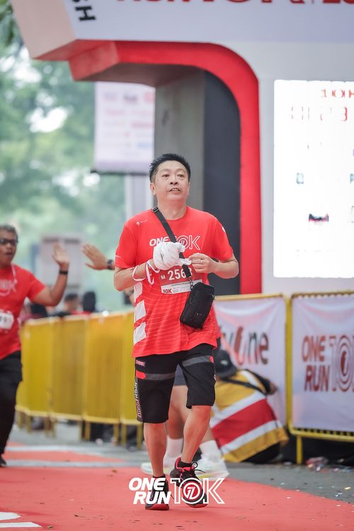 Race photo from ONE RUN 10K 2025