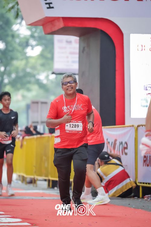 Race photo from ONE RUN 10K 2025