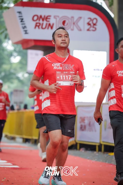 Race photo from ONE RUN 10K 2025